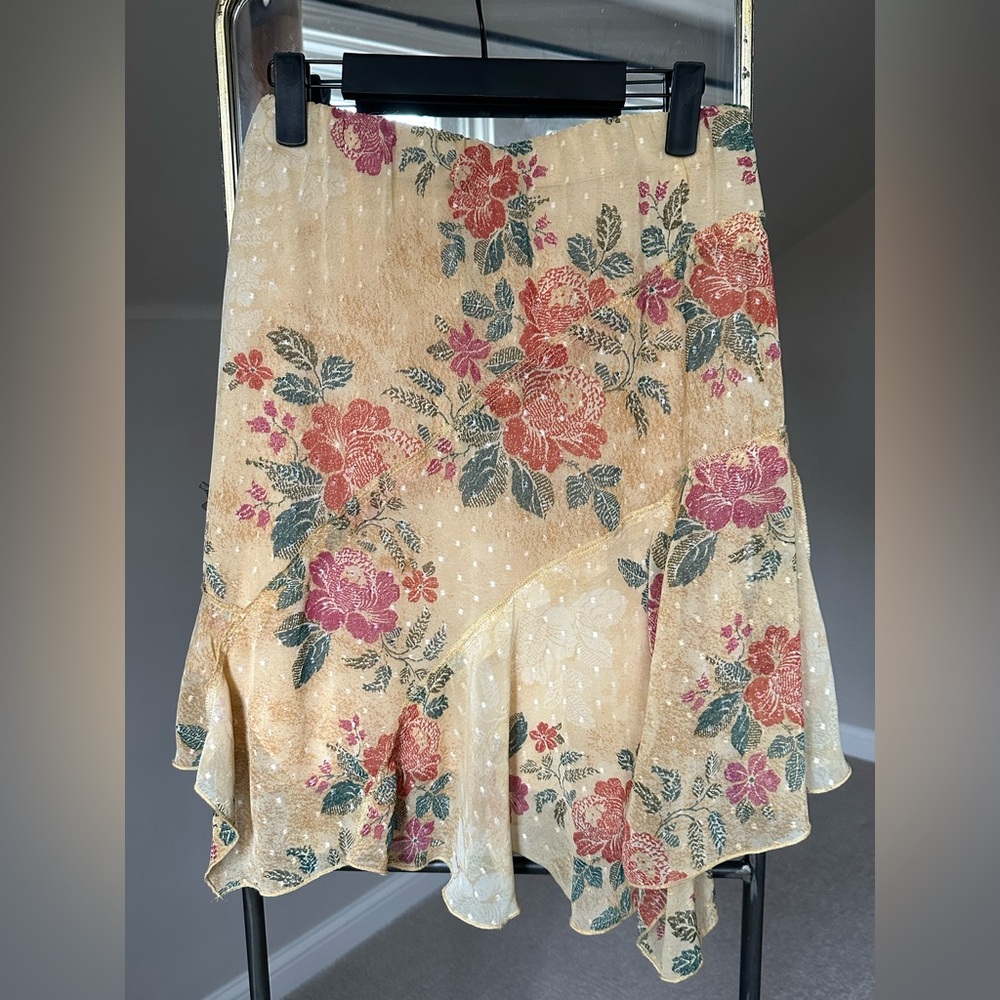 Free People Floral Cream Skirt - cut on bias - lined - no inside tag fits SM/MD